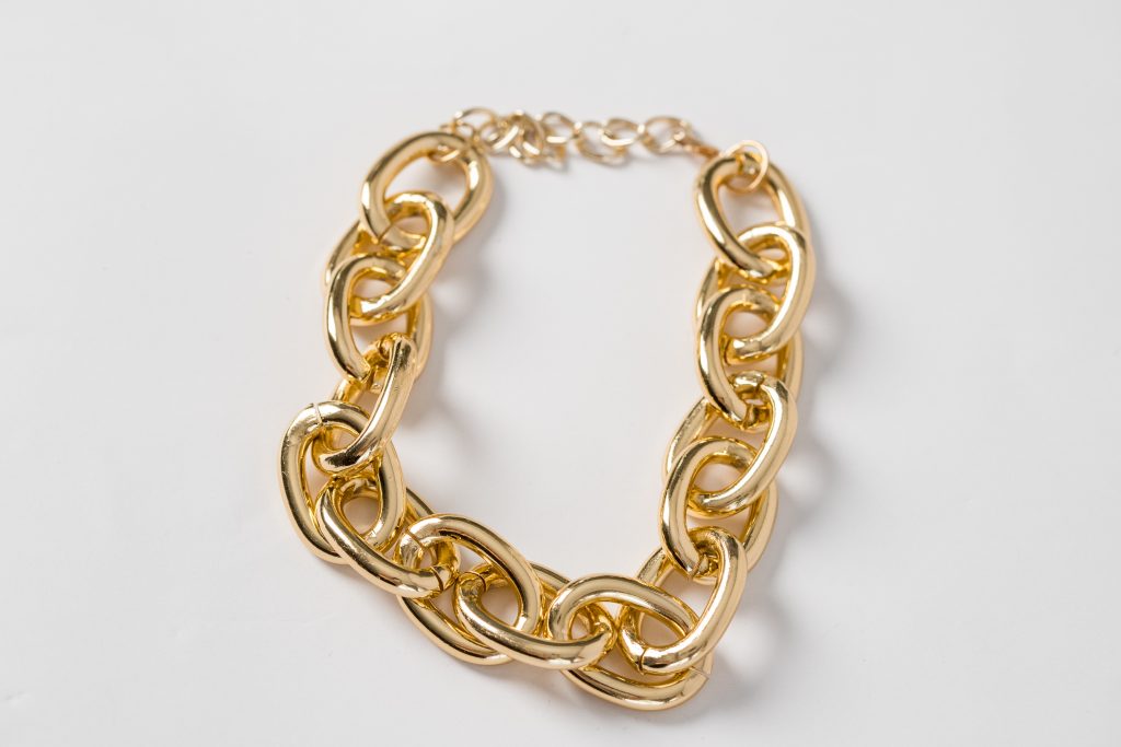 Golden links necklace • DREAMSCAPED